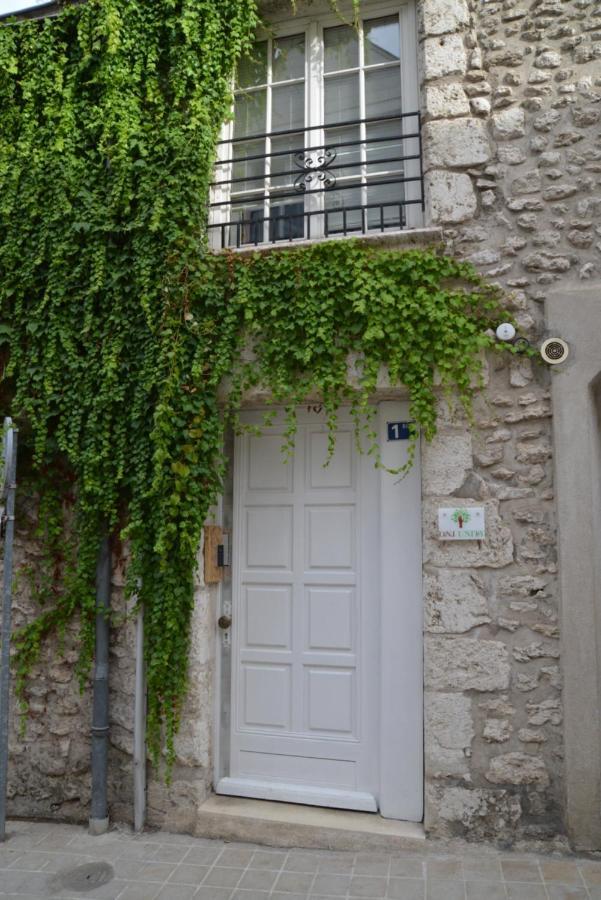 Dnj Appart Hotel Meung-sur-Loire Exterior foto